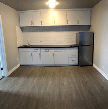 637 South Hauser Blvd. Studio-1 Bed Apartment for Rent Photo Gallery 1
